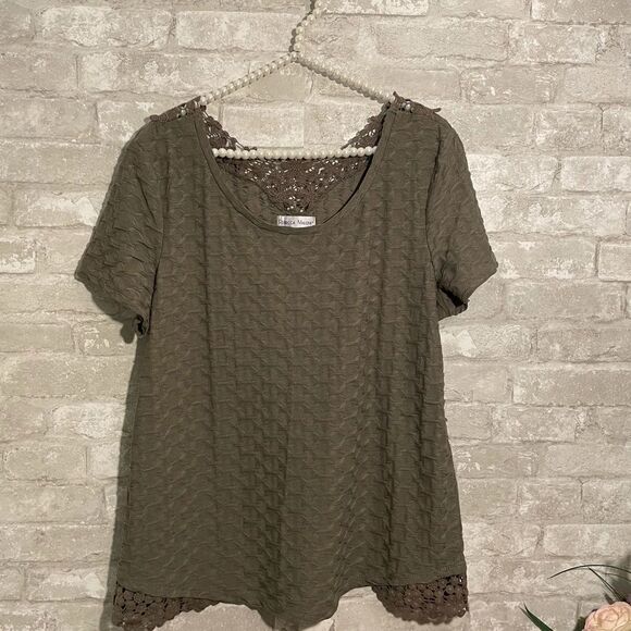 Rebecca Malone Olive Green Top Lace Accents - Picture 8 of 8